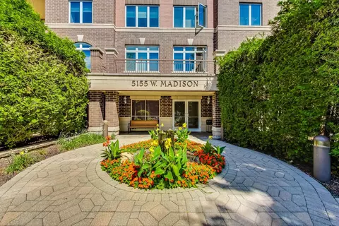 5155 Madison St #505, Skokie, IL 60077