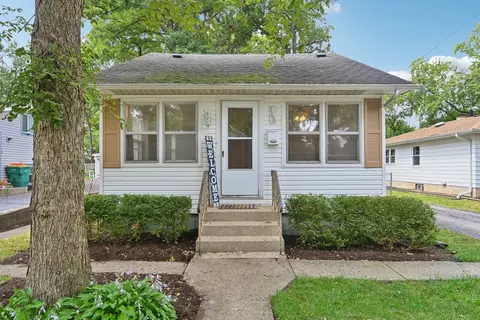 160 Cecelia St, Grayslake, IL 60030