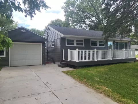 7111 Mildred Rd, Machesney Park, IL 61115