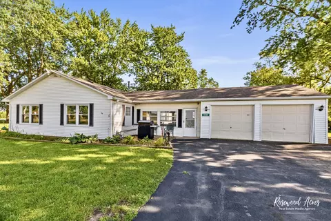 2032 W 2000s Rd, Kankakee, IL 60901 photo 4