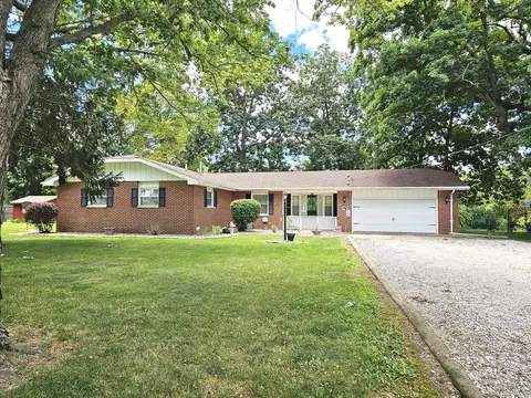 139 Hickory Lane Dr, Martinton, IL 60951
