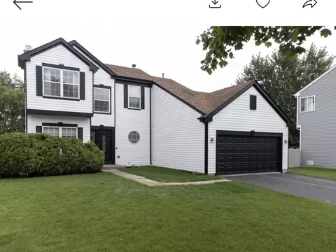 6 Kurt Ct, Lake In The Hills, IL 60156