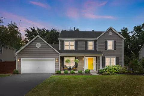 875 Blue Mesa Trl, Cary, IL 60013