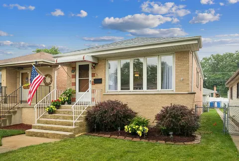 11131 S Albany Ave, Chicago, IL 60655