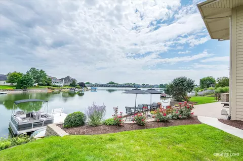 Exterior - 13229 Lakeshore Dr, Plainfield, IL 60585 photo 8 of 9