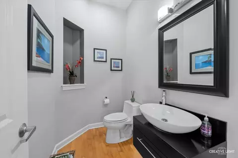 Bath - 13229 Lakeshore Dr, Plainfield, IL 60585 photo 1 of 8