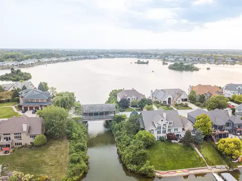 View/Area - 13229 Lakeshore Dr, Plainfield, IL 60585 photo 12 of 16