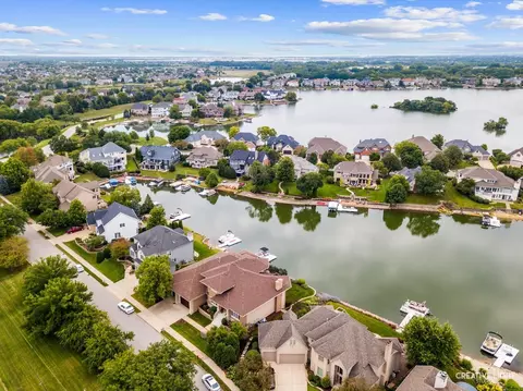 View/Area - 13229 Lakeshore Dr, Plainfield, IL 60585 photo 6 of 16