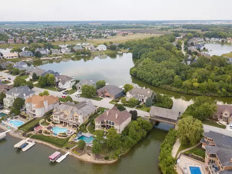 View/Area - 13229 Lakeshore Dr, Plainfield, IL 60585 photo 10 of 16