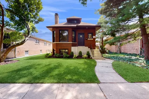 5535 W Leland Ave, Chicago, IL 60630