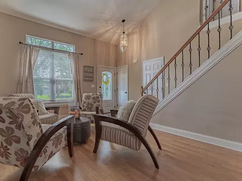 Entry Way - 1170 Downing Dr, Hoffman Estates, IL 60192 photo 1 of 2