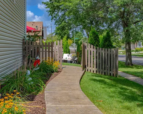 Exterior - 1170 Downing Dr, Hoffman Estates, IL 60192 photo 8 of 9