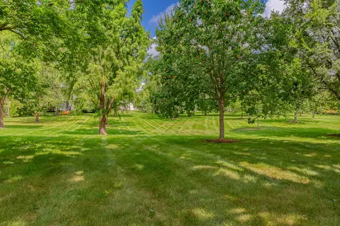 Exterior - 1170 Downing Dr, Hoffman Estates, IL 60192 photo 7 of 9