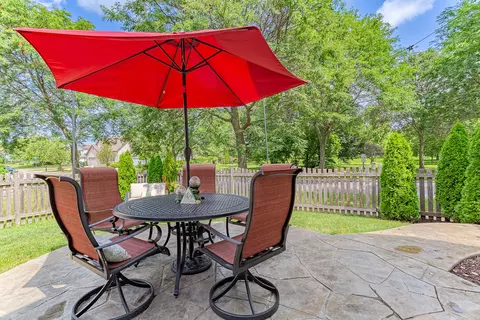 Exterior - 1170 Downing Dr, Hoffman Estates, IL 60192 photo 3 of 9