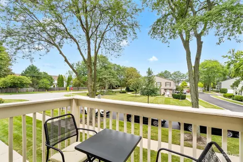 1668 Williamsburg Ct #A, Wheaton, IL 60189 photo 17