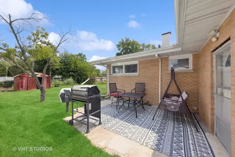 Exterior - 829 Sheldon Ave, Aurora, IL 60506 photo 5 of 5