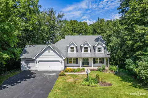 609 River Birch Dr, Yorkville, IL 60560