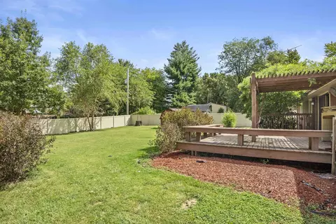 Exterior - 2567 E Riverview Dr, Kankakee, IL 60901 photo 4 of 5