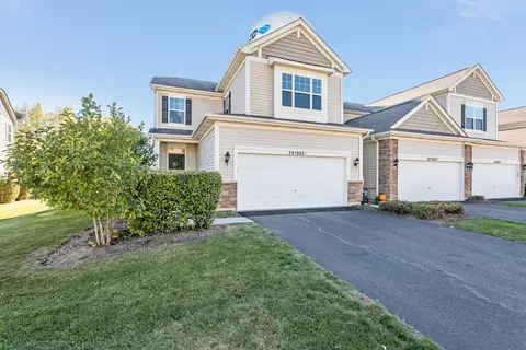 34 W685 Roosevelt Ave #A, Saint Charles, IL 60174