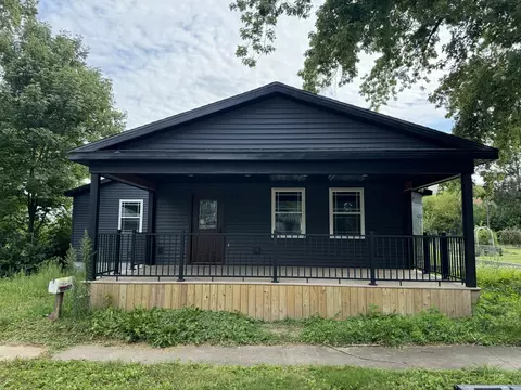 605 E First St, Homer, IL 61849