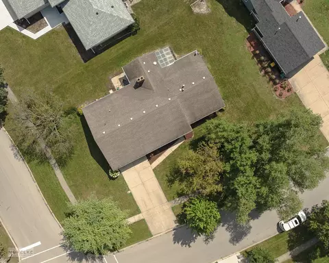 View/Area - 25333 W Willow Dr, Plainfield, IL 60544 photo 3 of 8