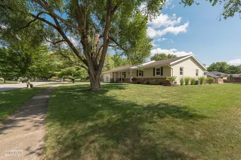 Exterior - 25333 W Willow Dr, Plainfield, IL 60544 photo 9 of 9