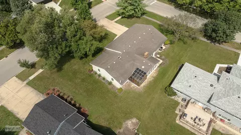 View/Area - 25333 W Willow Dr, Plainfield, IL 60544 photo 1 of 8