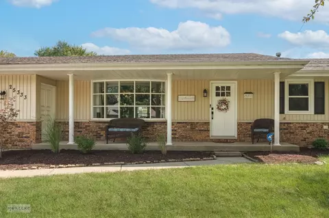 Exterior - 25333 W Willow Dr, Plainfield, IL 60544 photo 2 of 9
