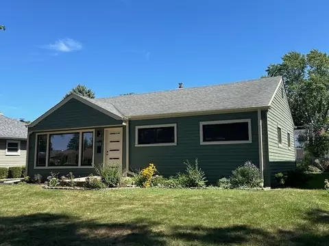 413 N Forest Ave, Mount Prospect, IL 60056