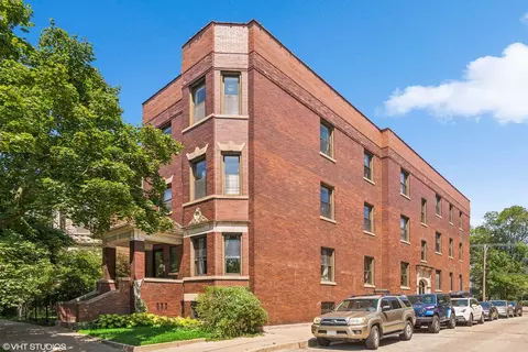 3146 W Medill Ave #2E, Chicago, IL 60647