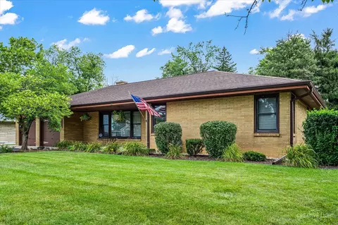 1130 Westshire Dr, Joliet, IL 60435