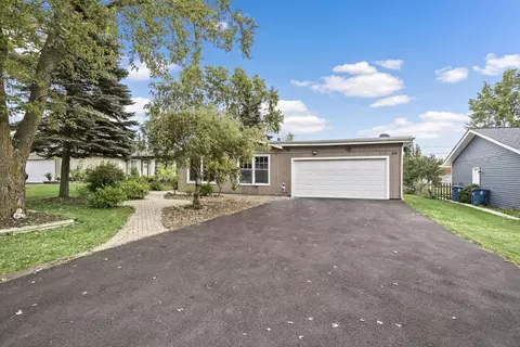 491 Konen Ave, Aurora, IL 60505