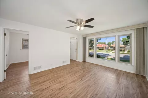 Living - 1953 E 93rd St, Chicago, IL 60617 photo 1 of 2