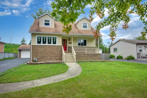 7120 W 96th St, Oak Lawn, IL 60453