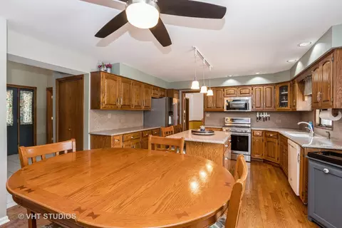 19444 Everett Ln, Mokena, IL 60448 photo 6