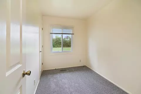 Bedroom - 632 N Hammes Ave, Kankakee, IL 60901 photo 1 of 5