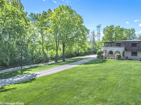 16 W235 97th St, Burr Ridge, IL 60527 photo 18