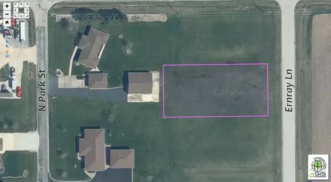 321 Ernray Ln, Gifford, IL 61847