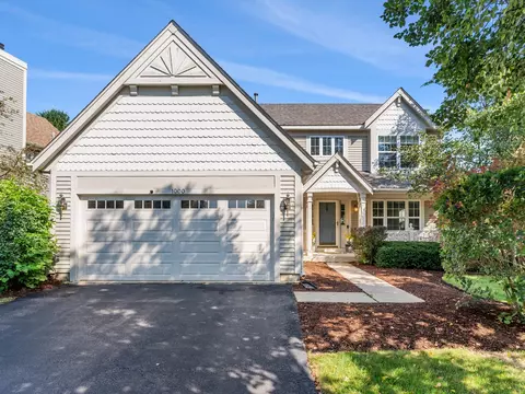 1000 N Camden Ln, South Elgin, IL 60177