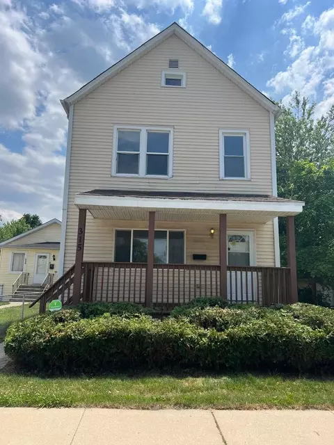 315 154th Pl, Calumet City, IL 60409