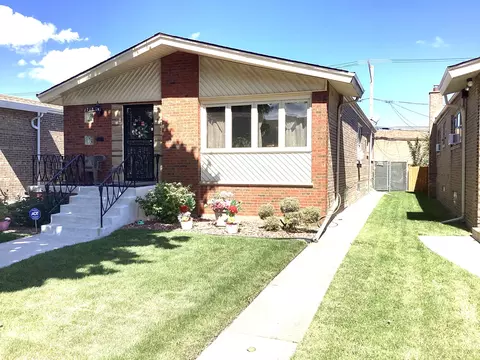 1718 E 87th Pl, Chicago, IL 60617