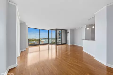 420 E Waterside Dr #1013, Chicago, IL 60601 photo 6