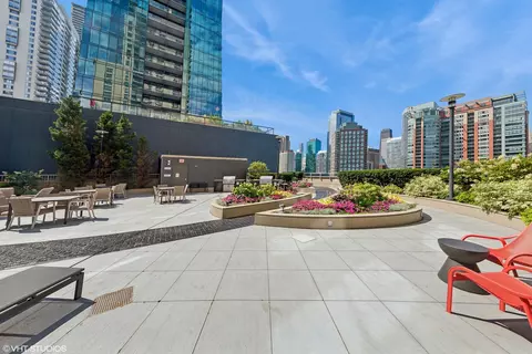 420 E Waterside Dr #1013, Chicago, IL 60601 photo 21