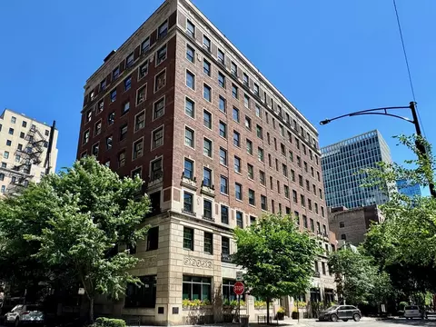 1255 N State Pkwy #8AC, Chicago, IL 60610