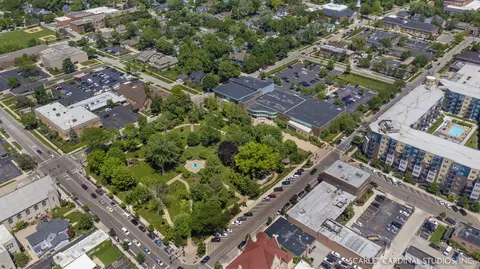View/Area - 819 Delles Rd, Wheaton, IL 60189 photo 2 of 3