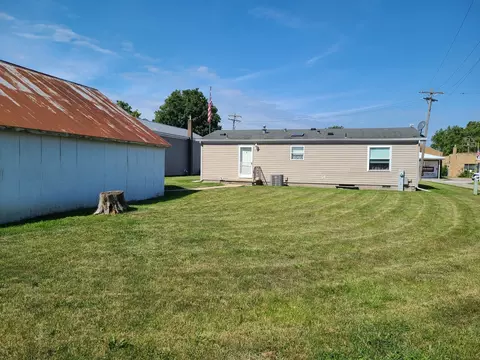 Exterior - 311 Gary St, Leonore, IL 61332 photo 3 of 4