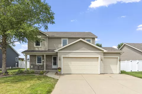2003 Summerfield Ln, Bourbonnais, IL 60914