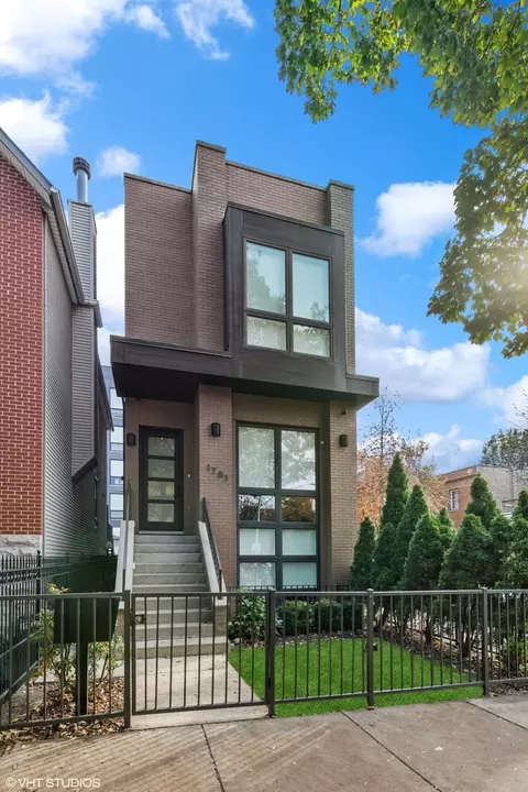 1701 N Artesian Ave, Chicago, IL 60647