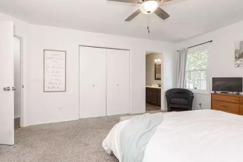 Bedroom - 7 Autumn Ct, Bloomington, IL 61701 photo 3 of 6