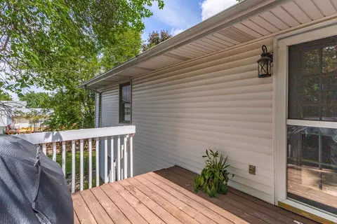 Exterior - 7 Autumn Ct, Bloomington, IL 61701 photo 10 of 11